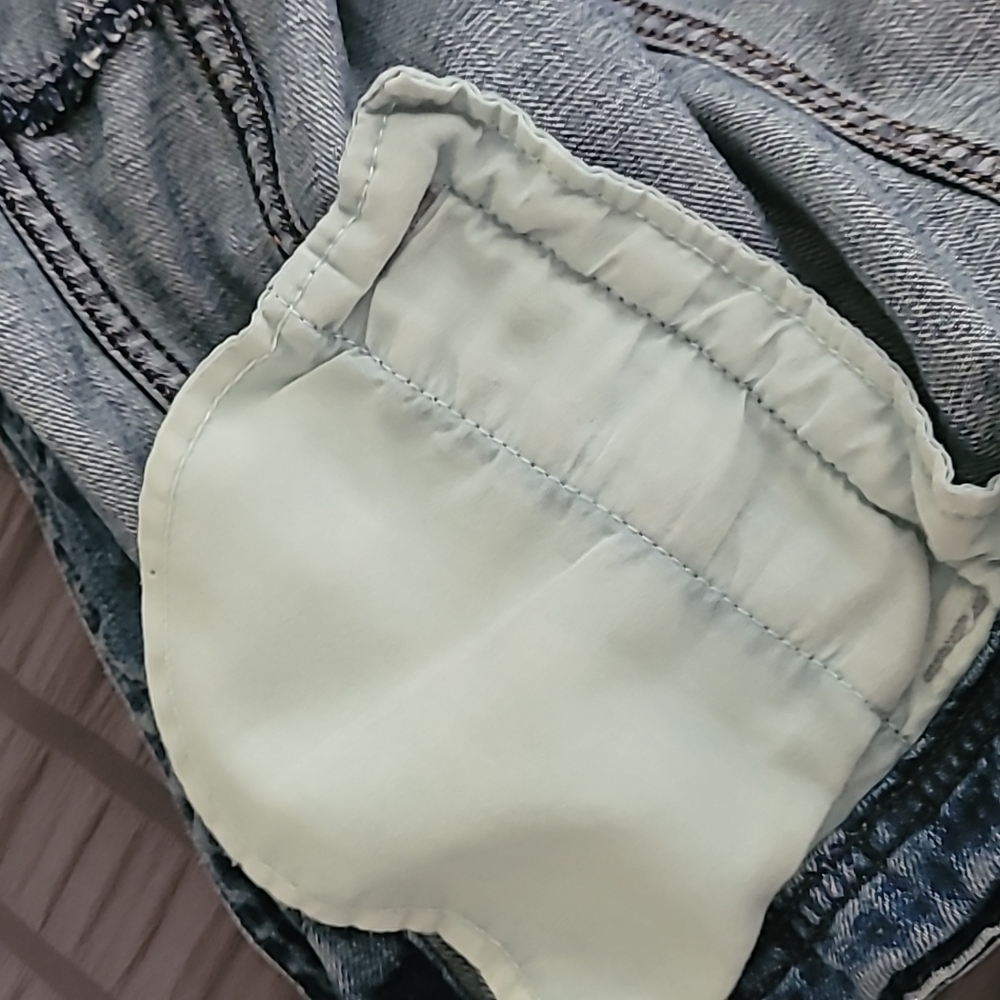 Jean jacket - Picture 8 of 9